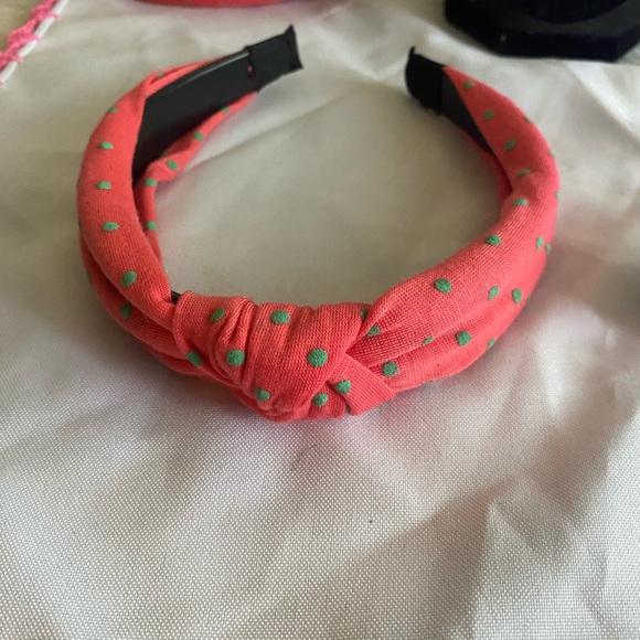 headband - Picture 3 of 3